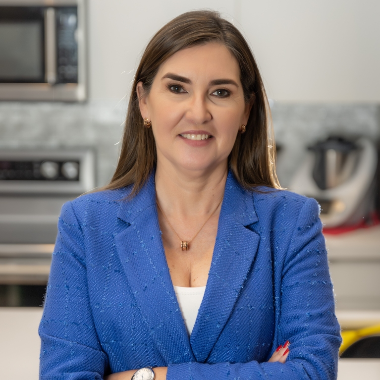 Ana Cristina Benito / Broker Associate